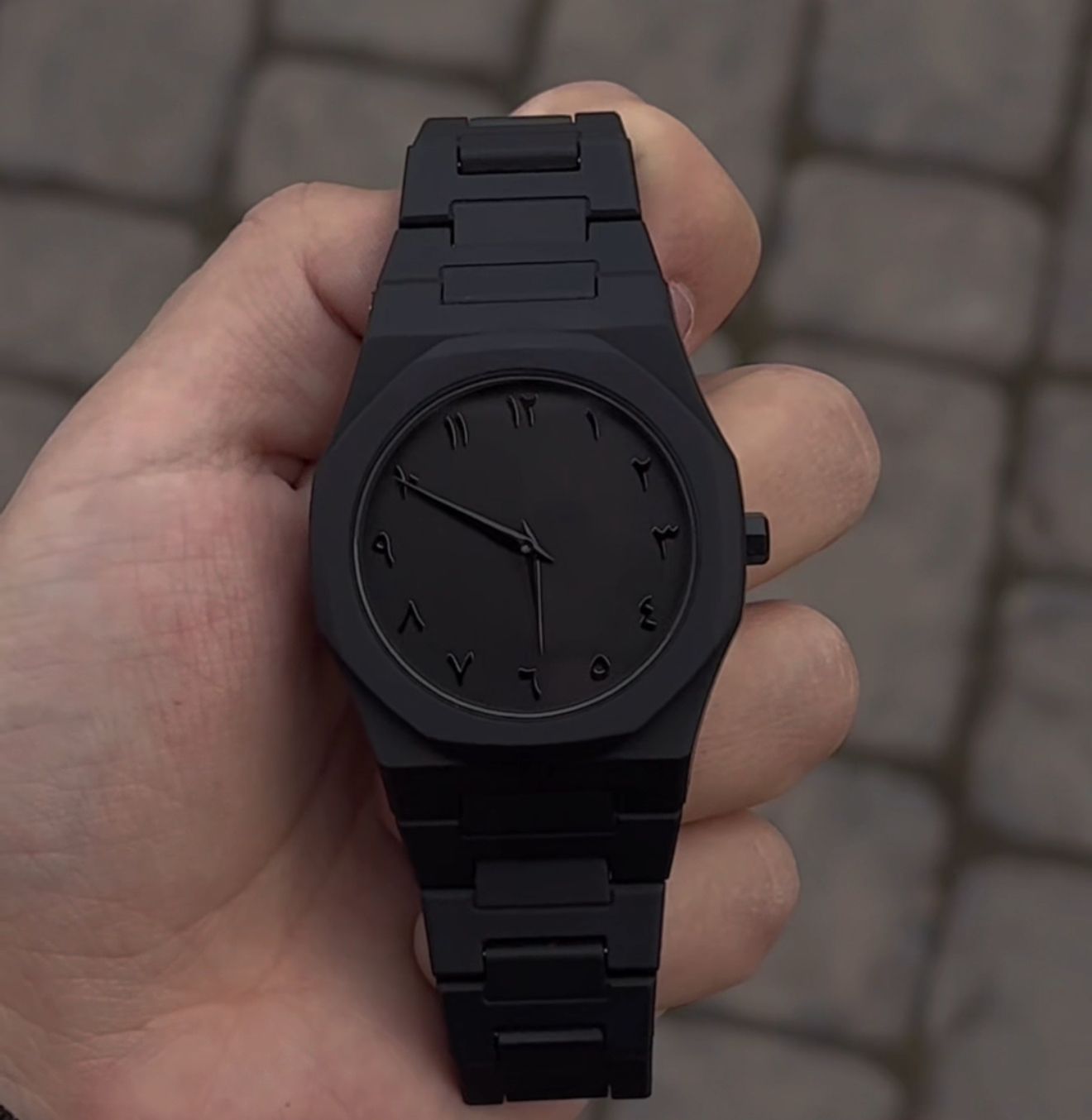Arabic Aura Men & Women Stylish Slim Watch